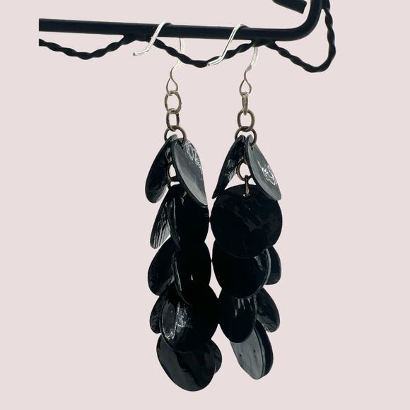 Black Large Shell Dangle Silver Tone Earrings - Picture 2 of 4